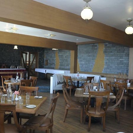 La Montana By Tgi Hotell Ooty Eksteriør bilde