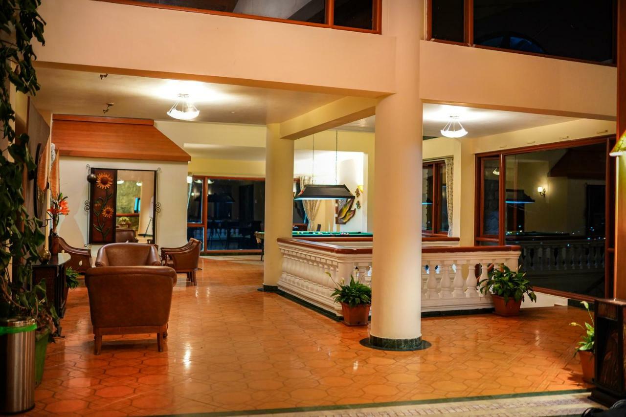 La Montana By Tgi Hotell Ooty Eksteriør bilde